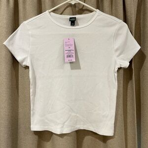 NWT wild fable White Ribbed Short Sleeve Crew Tee